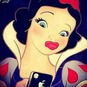 Meet your Posher, Kendra